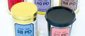 パッド印刷で使用するインクの写真～Craftsmanship